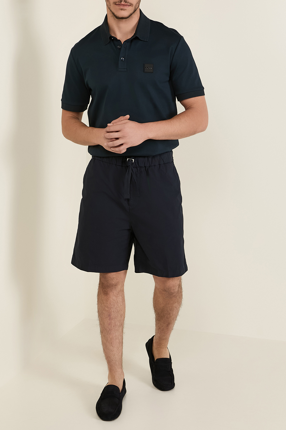 חולצת פולו קצרה